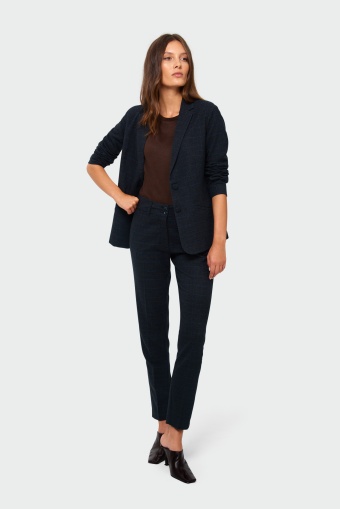 Klasyczne spodnie w kratę