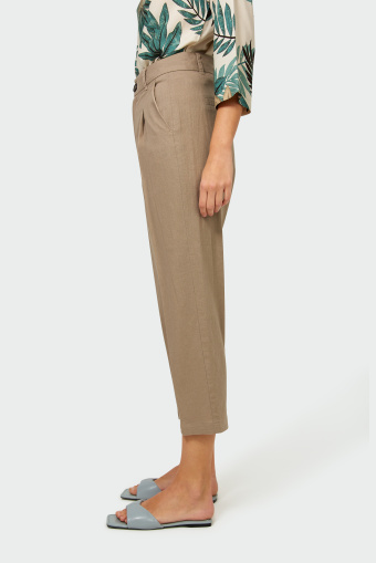 Lniane spodnie z zakładkami Lniane spodnie z zakładkami