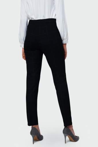 Klasyczne spodnie w kratę Klasyczne spodnie w kratę