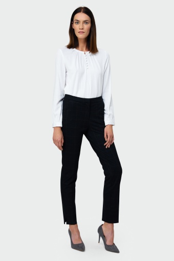 Klasyczne spodnie w kratę Klasyczne spodnie w kratę