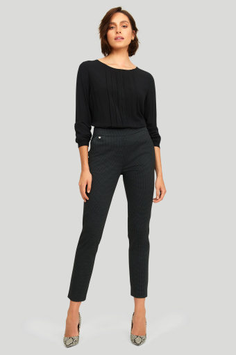 Klasyczne cygaretki, nadruk w drobną kratkę