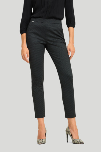 Klasyczne cygaretki, nadruk w drobną kratkę