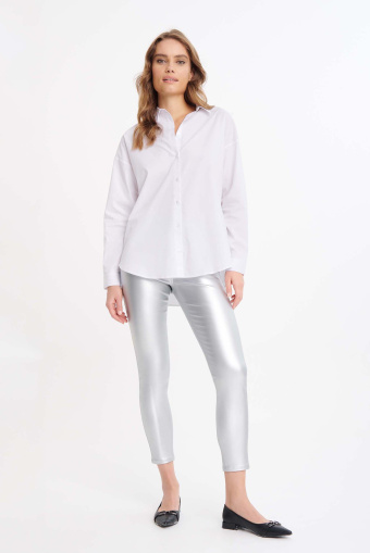 Spodnie z subtelnym połyskiem Spodnie z subtelnym połyskiem