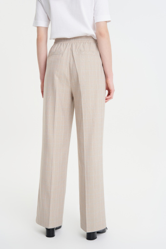 Spodnie z gumką w talii wide leg