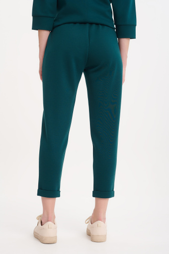 Ciemnozielone, dresowe spodnie