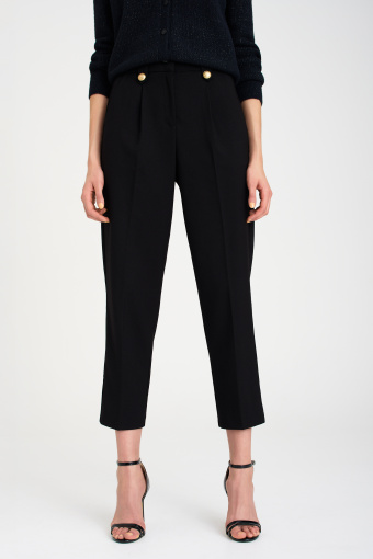 Eleganckie, czarne spodnie z ozdobnymi guzikami