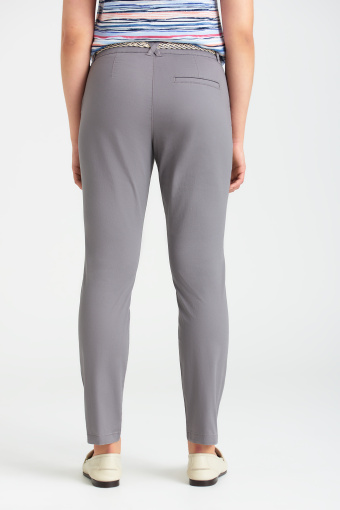 Szare, klasyczne chinosy z paskiem