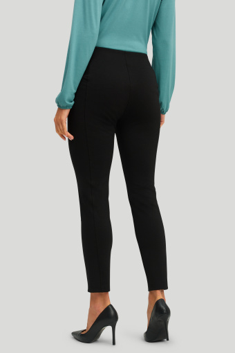 Wygodne, dzianinowe spodnie w czarnym kolorze