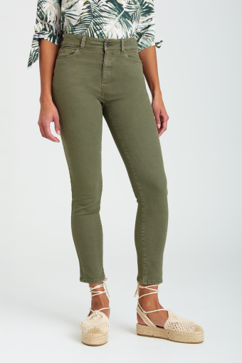 Oliwkowe spodnie typu slim