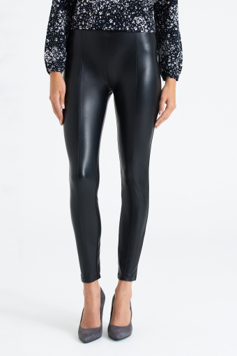 Czarne legginsy ze skóry ekologicznej