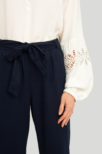 Lniane spodnie z paskiem