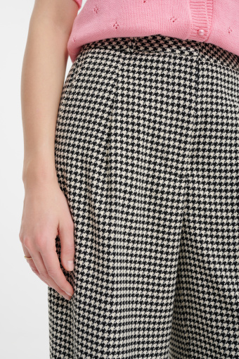 Czarno-białe spodnie w pepitkę Czarno-białe spodnie w pepitkę