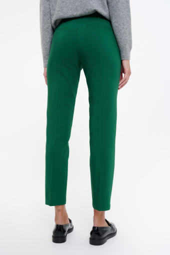 Ciemnozielone spodnie typu cygaretki Ciemnozielone spodnie typu cygaretki