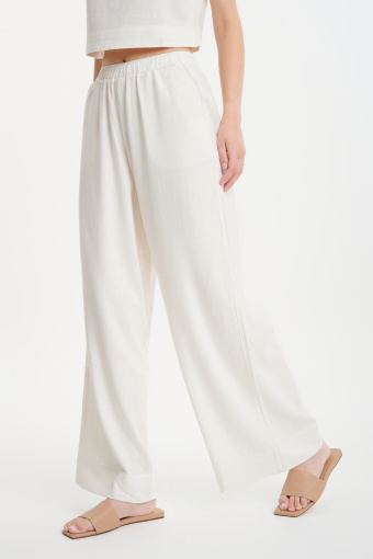 Lniane spodnie w kremowym kolorze
