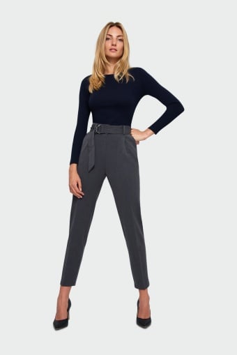 Eleganckie spodnie z paskiem Eleganckie spodnie z paskiem