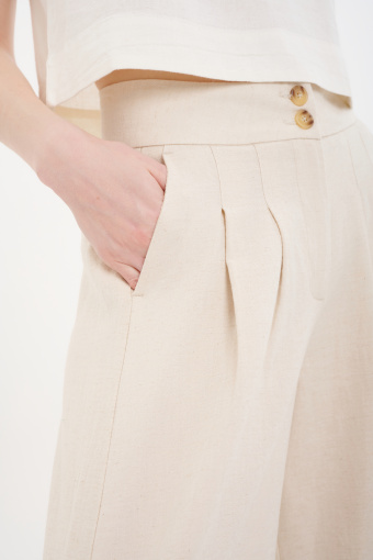 Beżowe spodnie kuloty