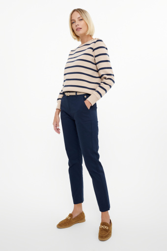 Granatowe klasyczne spodnie chino