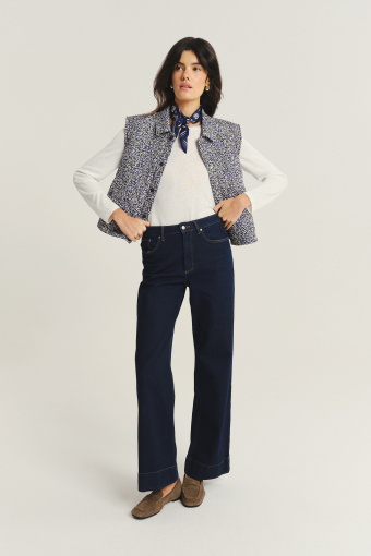 Stylowa kamizelka w drobne kwiaty