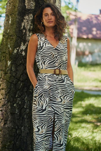 Dopasowana sukienka w zwierzęcy print, czarno-biała