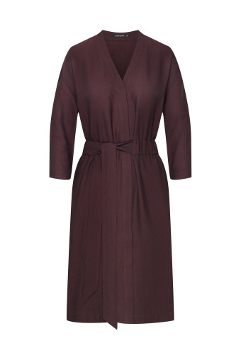 Brązowa sukienka z asymetrycznym paskiem