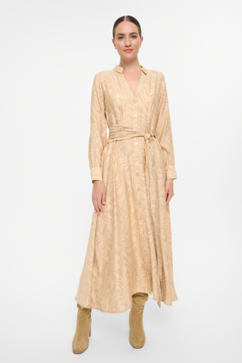 Elegancka sukienka maxi z subtelnym wzorem Elegancka sukienka maxi z subtelnym wzorem