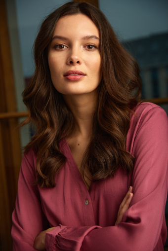 Sukineka z lyocell'u, zapinana na guziki