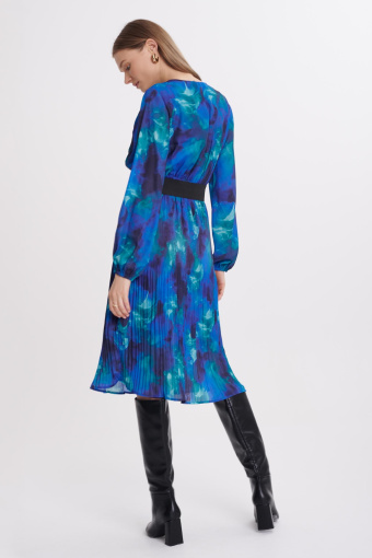 Żorżetowa sukienka z plisowaniem