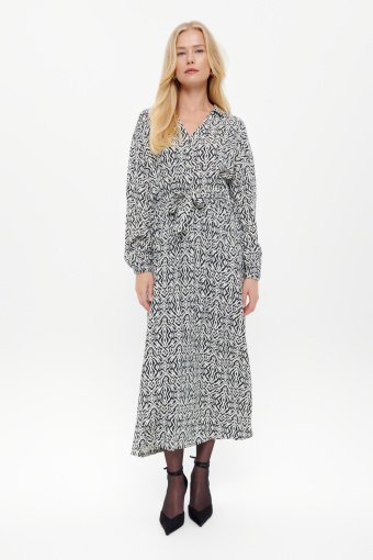 Casualowa sukienka z czarno-białym printem