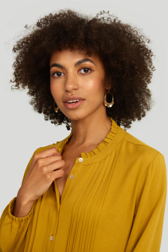 Musztardowa szmizjerka z wiskozy, obniżony stan