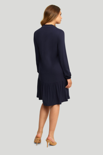 Granatowa sukienka z obniżonym stanem