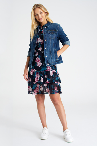 Krótka, czarna sukienka z falbanami, nadruk w kwiaty