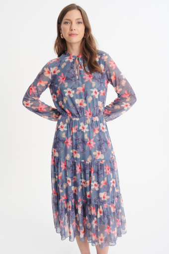 Stylowa sukienka z riuszką i wiązaniem, kwiatowy nadruk