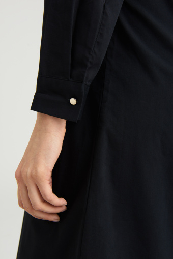 Bawełniana, czarna sukienka z zakładkami w talii