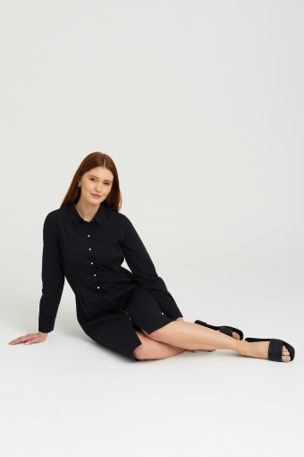 Bawełniana, czarna sukienka z zakładkami w talii