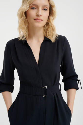 Czarna midi szmizjerka z paskiem w talii 