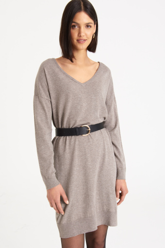 Swetrowa sukienka z dekoltem w serek, beżowa Swetrowa sukienka z dekoltem w serek, beżowa