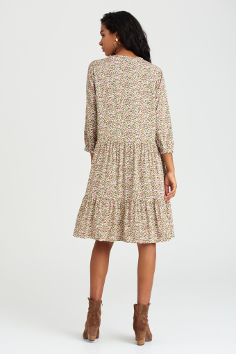 Oversize'owa sukienka z nadrukiem typu "łączka"