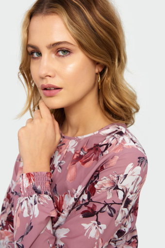 Elegancka sukienka z nadrukiem