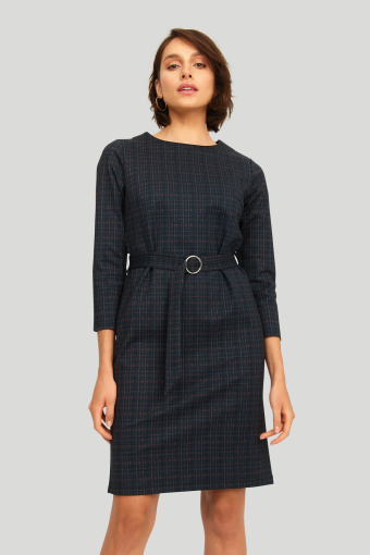 Dopasowana sukienka w kratę z paskiem w talii Dopasowana sukienka w kratę z paskiem w talii