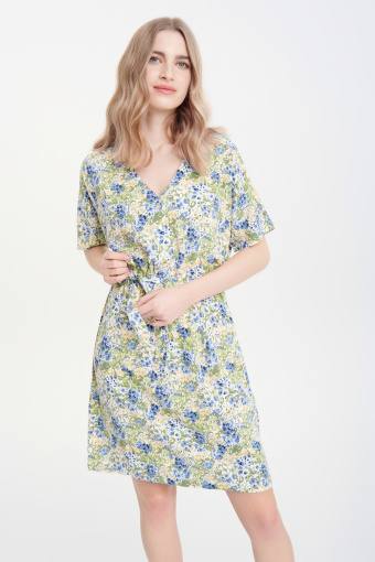 Lekka sukienka w kwiaty