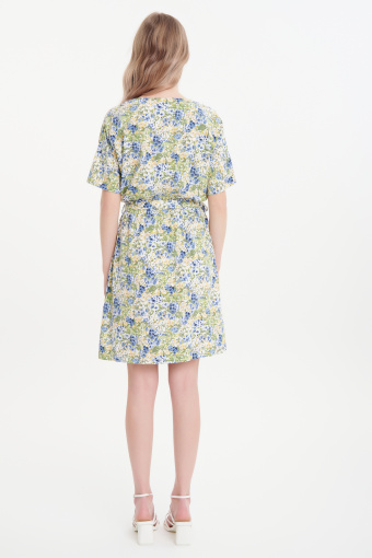 Lekka sukienka w kwiaty