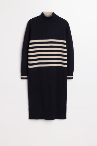 Sukienka swetrowa oversize, z nadrukiem w pasy