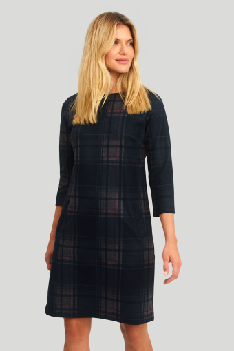 Klasyczna sukienka w kratę, rękaw 3/4