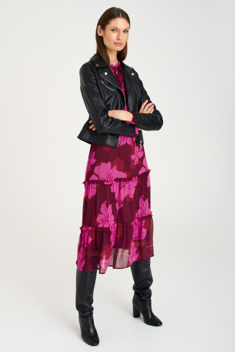 Stylowa sukienka z falbanami, nadruk w różowe kwiaty