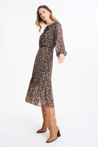 Sukienka midi z nadrukiem typu łączka