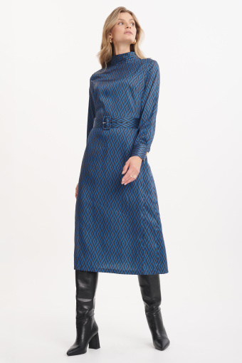 Sukienka midi z geometrycznym printem i paskiem w talii