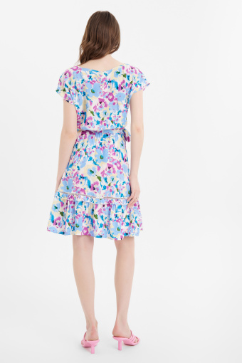 Wiskozowa sukienka  w kolorowe kwiaty