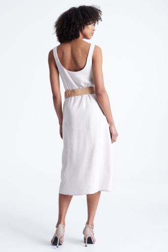 Kremowa sukienka z dodatkiem lnu