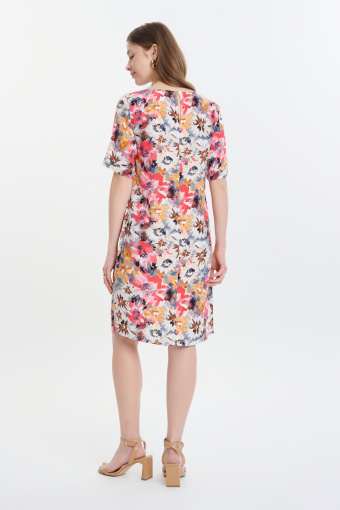 Prosta wiskozowa sukienka w kolorowe kwiaty Prosta wiskozowa sukienka w kolorowe kwiaty
