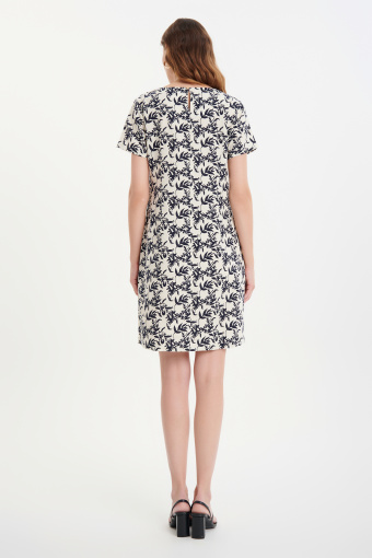 Prosta lniana sukienka z nadrukiem